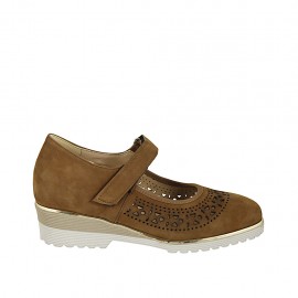 Decolté da donna con velcro e plantare estraibile in camoscio forato color tabacco tacco 4 - Misure disponibili: 31, 33, 43, 44, 45