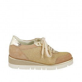 Zapato con cordones para mujer en gamuza beige, piel laminada platino y tejido brillante dorado cuña 3 - Tallas disponibles:  33, 42, 43, 44, 45