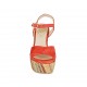 Sandalo con cinturino e plateau in camoscio rosso con zeppa rivestita in tessuto multicolore 12 - Misure disponibili: 33, 34, 42, 43