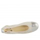 Zapato bailarina para mujer en gamuza perforada beis y piel laminada plateada tacon 2 - Tallas disponibles:  42