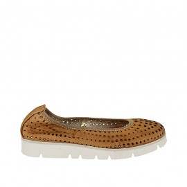 Ballerine pour femmes en cuir perforé brun clair talon compensé 2 - Pointures disponibles:  32, 33, 42, 43, 44