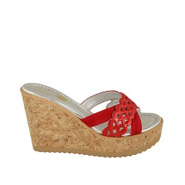 Sabo abierto para mujer en gamuza roja y gamuza imprimida roja y platino con plataforma y cuña 9 - Tallas disponibles:  33, 34, 42, 43