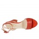 Sandalia para mujer con correa al tobillo en piel laminada roja brillante tacon 7 - Tallas disponibles:  32, 33, 34, 42, 43