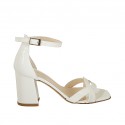 Woman's open shoe with strap in white patent leather heel 7