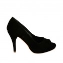 Opentoe Damenpump mit Plateau aus schwarzem Wildleder mit Absatz 9
