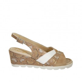 Sandale pour femmes en cuir blanc et imprimé et daim beige talon compensé 5 - Pointures disponibles:  31, 32, 33, 34, 42, 43, 44, 45