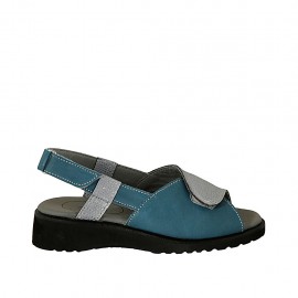Sandale pour femmes avec fermetures velcro en cuir bleu clair et cuir imprimé bleugris talon compensé 3 - Pointures disponibles:  42, 43