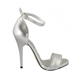 Zapato abierto con cinturon para mujer en piel laminada plateada tacon 11 - Tallas disponibles:  42, 43, 45, 46