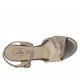 Sandalo da donna con cinturino e plateau in camoscio stampato laminato taupe e platino tacco 10 - Misure disponibili: 32, 34, 42, 43