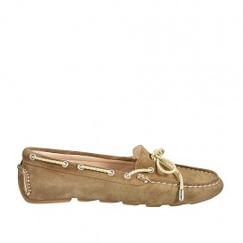 Woman's laced car shoe with removable insole in beige suede - Available sizes:  33, 43