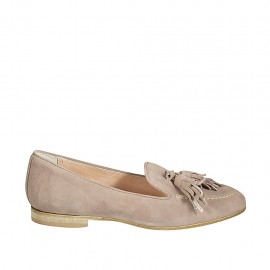 Mocassino da donna con nappine in camoscio taupe tacco 1 - Misure disponibili: 42, 43, 44