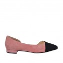 Zapato de salon para mujer con corte lateral en gamuza negra y rosa tacon 2