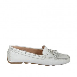 Mocassino da donna con plantare estraibile e nappine in pelle stampata bianca - Misure disponibili: 42, 44