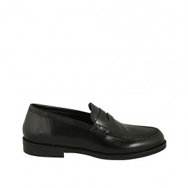 Mocassin pour femmes en cuir de couleur noir talon 2 - Pointures disponibles:  32, 33, 34, 43, 44, 45
