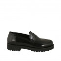 Woman's loafer in black brush-off leather heel 3