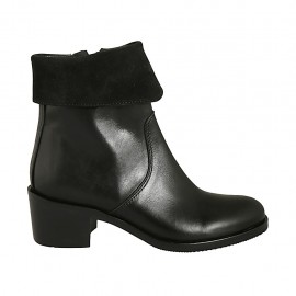 Woman's ankle boot with zipper and turnover in black leather and suede heel 5