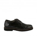 Woman's laced derby shoe in bronze-colored printed patent leather heel 3