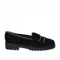 Woman's moccasin shoe with fringes and studs in black suede and platinum trimming heel 3