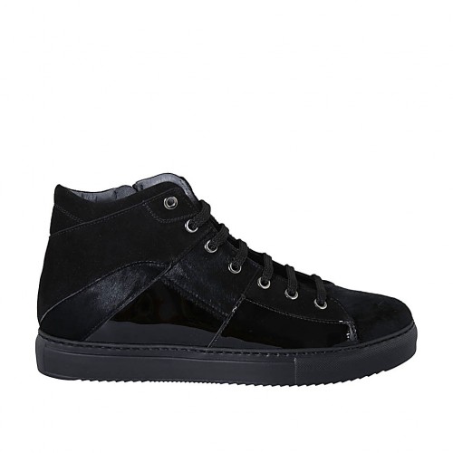 Woman's laced shoe with zipper and removable insole in black suede, fur leather and patent leather wedge heel 3 - Available sizes:  44