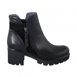 Woman's ankle boot with zippers in black leather and suede heel 5