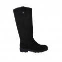 Woman's boot with zipper in black suede heel 3