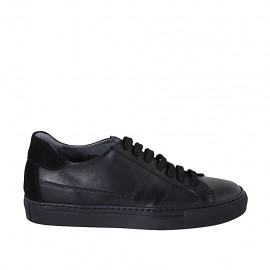 Man's laced shoe with removable insole in black leather and suede