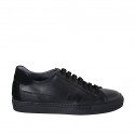 Scarpa stringata da uomo con plantare estraibile in pelle e camoscio nero