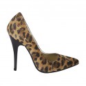 Women's pointy pump shoe in spotted suede heel 11