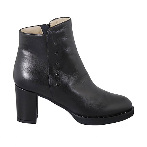 Botines pour femmes avec fermeture éclair et goujons en cuir noir talon 7 - Pointures disponibles:  32, 33, 34, 42, 43, 44
