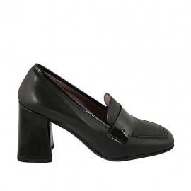 Woman's mocassin in black leather and patent leather heel 8 - Available sizes:  33, 34, 42, 43, 44, 45