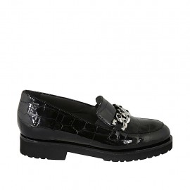Mocassino da donna con accessorio e plantare estraibile in vernice stampata nera tacco 3 - Misure disponibili: 34, 43, 44, 45