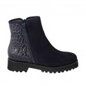 Stivaletto imbottito da donna in camoscio e pelle stampata blu con cerniere e plantare estraibile tacco 4