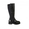 Woman's boot with removable insole and zipper in black leather and elastic fabric heel 4