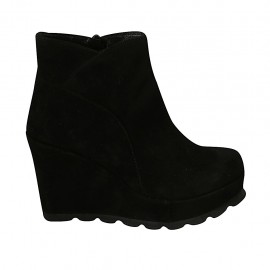 Stivaletto da donna con plateau e cerniera in camoscio nero zeppa 9 - Misure disponibili: 31, 33, 34, 42, 43, 44, 45