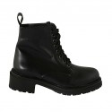 Woman's laced boot with zipper in black leather heel 4