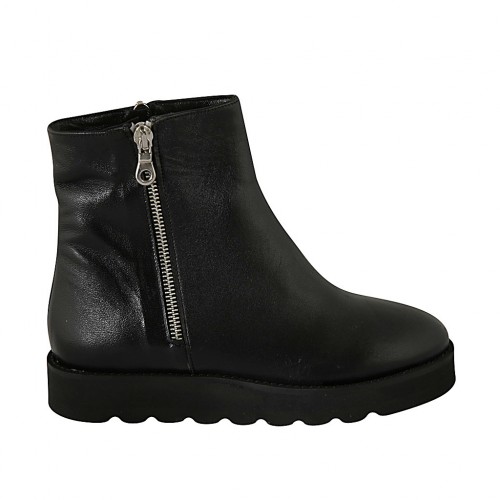 Woman's ankle boot with two zippers in black leather wedge heel 3 - Available sizes:  33, 34, 42, 43, 44, 45, 46