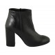 Woman's ankle boot with rounded tip and zipper in black leather heel 9