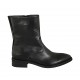 Woman's ankle boot with zipper in black leather heel 3