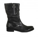 Wadenhoher Damenstiefel mit halben Reissverschlüssen aus schwarzem Leder Absatz 2