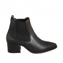 Spitze Damenstiefelette mit Gummibändern aus schwarzem Leder Absatz 5