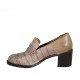 Woman's mocassin in beige leather and printed leather heel 6