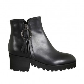 Woman's boot with zippers in black leather heel 5 - Available sizes:  33, 34, 42, 43, 44, 45, 46, 47