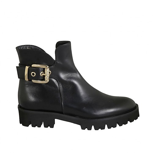 Woman's ankle boot with buckle in black leather heel 3