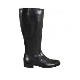 Damenstiefel aus schwarzfarbigem Leder mit innerem Rei?verschluss Absatz 3 - Verfügbare Größen:  33, 42, 43, 44, 45