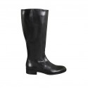Woman's boot in black-colored leather with zipper heel 3