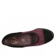 Woman's pump with removable insole in black and maroon suede wedge heel 6