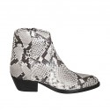 Woman's texan ankle boot with zipper in printed black and white leather heel 4