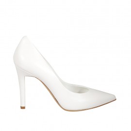 ?Woman's pointy pump shoe in white leather heel 9 - Available sizes:  31, 32, 33, 34, 42, 43, 44, 47