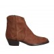Botines tejanos para mujer con cremallera y puntera bordada en gamuza marron tacon 4 - Tallas disponibles:  34, 42, 43, 44, 45